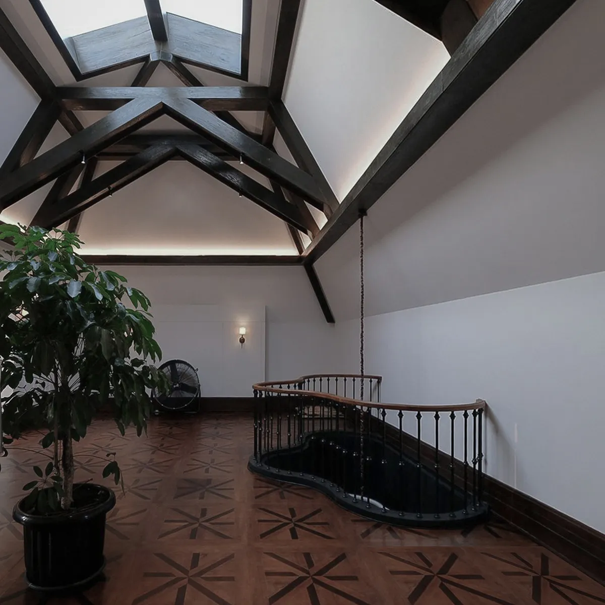 Cowema Studio - Juara 1