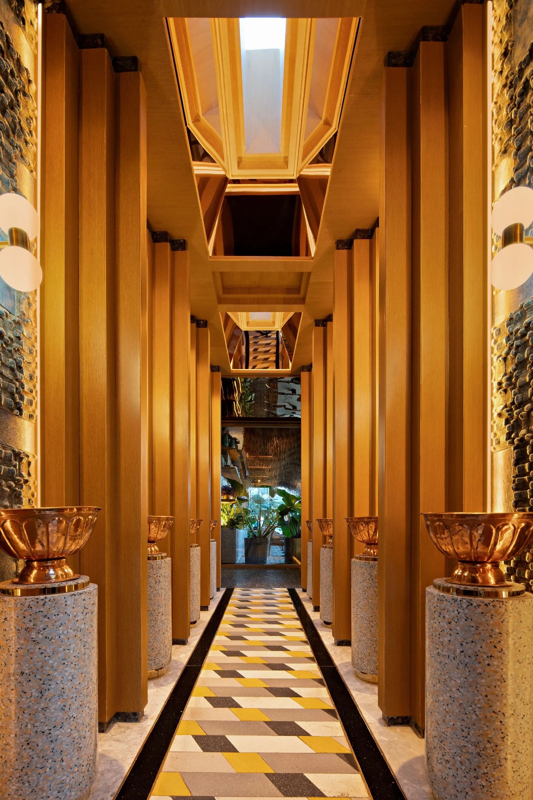 Leo Einstein - Einstein & Associates - The Most Photogenic Restaurant Design 2023